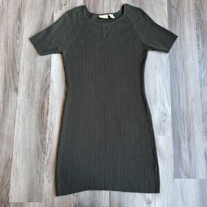 VTG Limited America Merino Wool Ribbed Sweater Dress Olive Green Short Sleeve L
